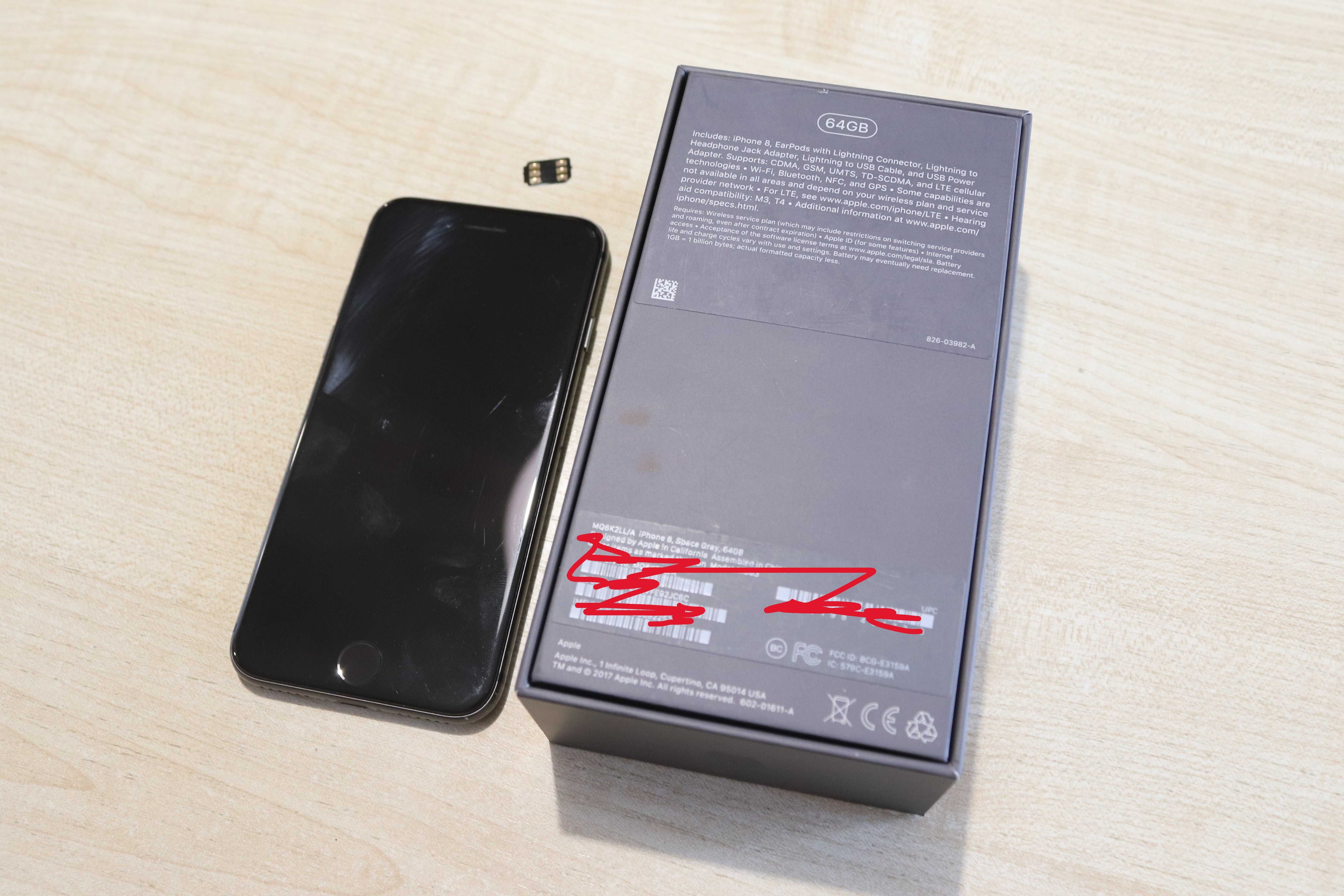 iPhone 8, 64 Gb, 2017 рік, американський, не залочений