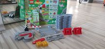 Zestaw Lego Duplo 10882 przejazd kolejowy i zwrotnice