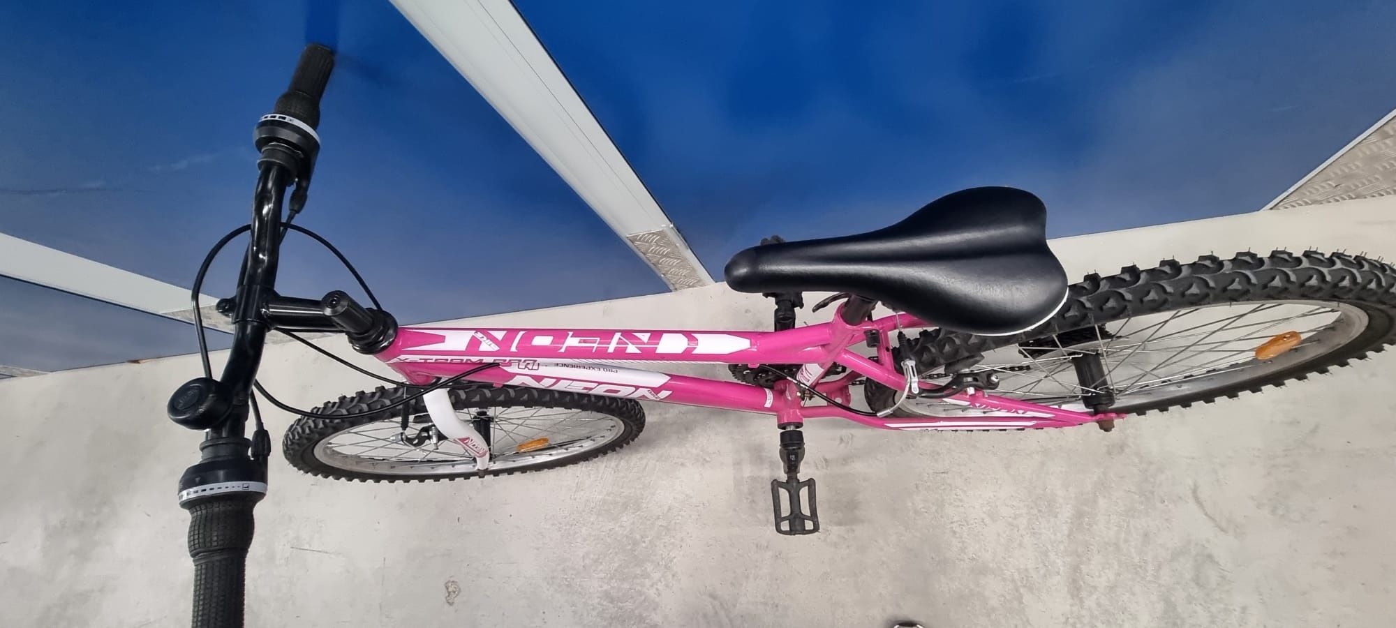 Bicicleta Criança Neon Rosa