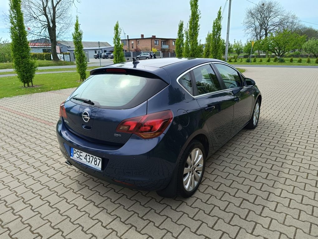 #Opel Astra J 2.0Cdti 160km 2010r Klimatronik Alu PDC Komputer Okazja#