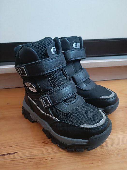 Зимові чоботи на хлопчика