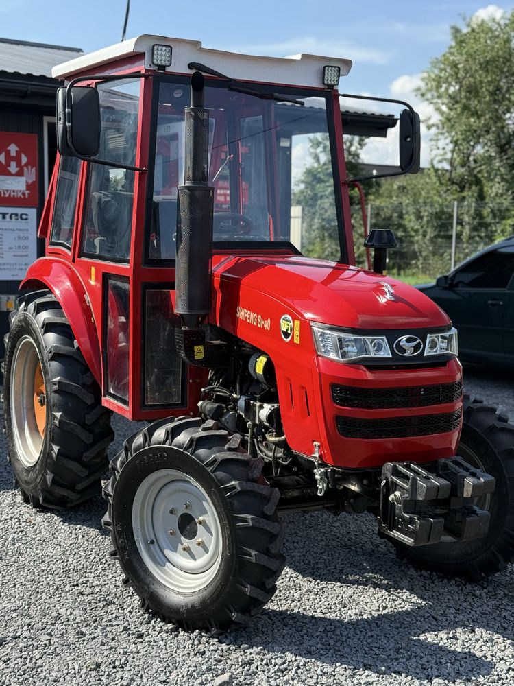 Dong Feng Shifeng 40 Трактор міні трактор