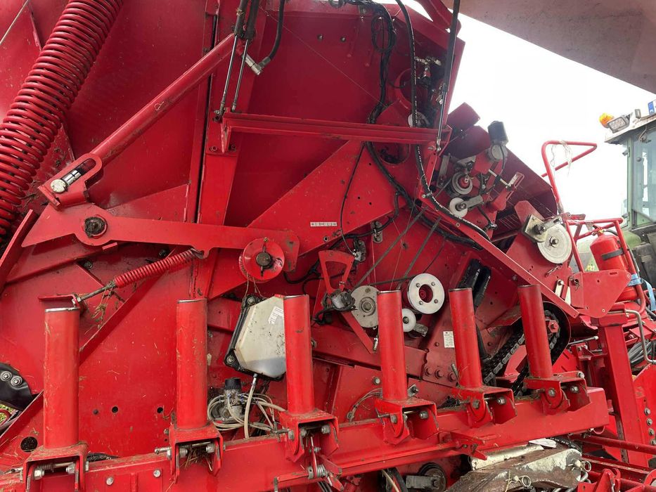 Prasoowijarka Lely welger rpc445 tornado