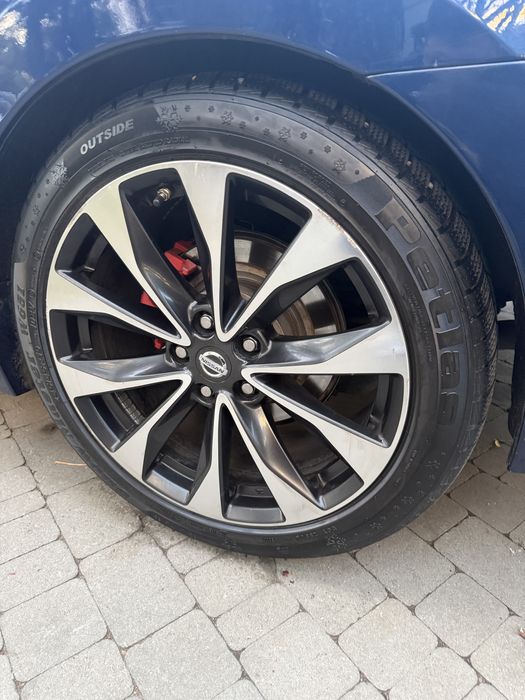 Ниссан максима 2015