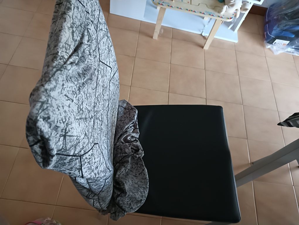 Cadeira de jantar