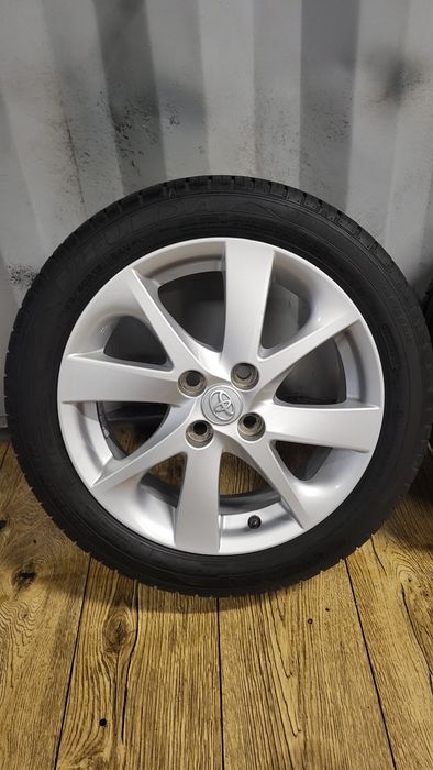 Felgi Toyota 16" 4x100 z oponami 195/50 R16 Yaris III IV 3 4