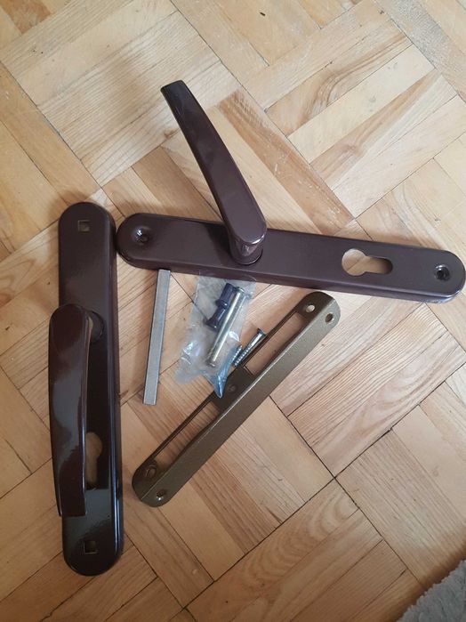 Klamki do drzwi  brazowe nowe