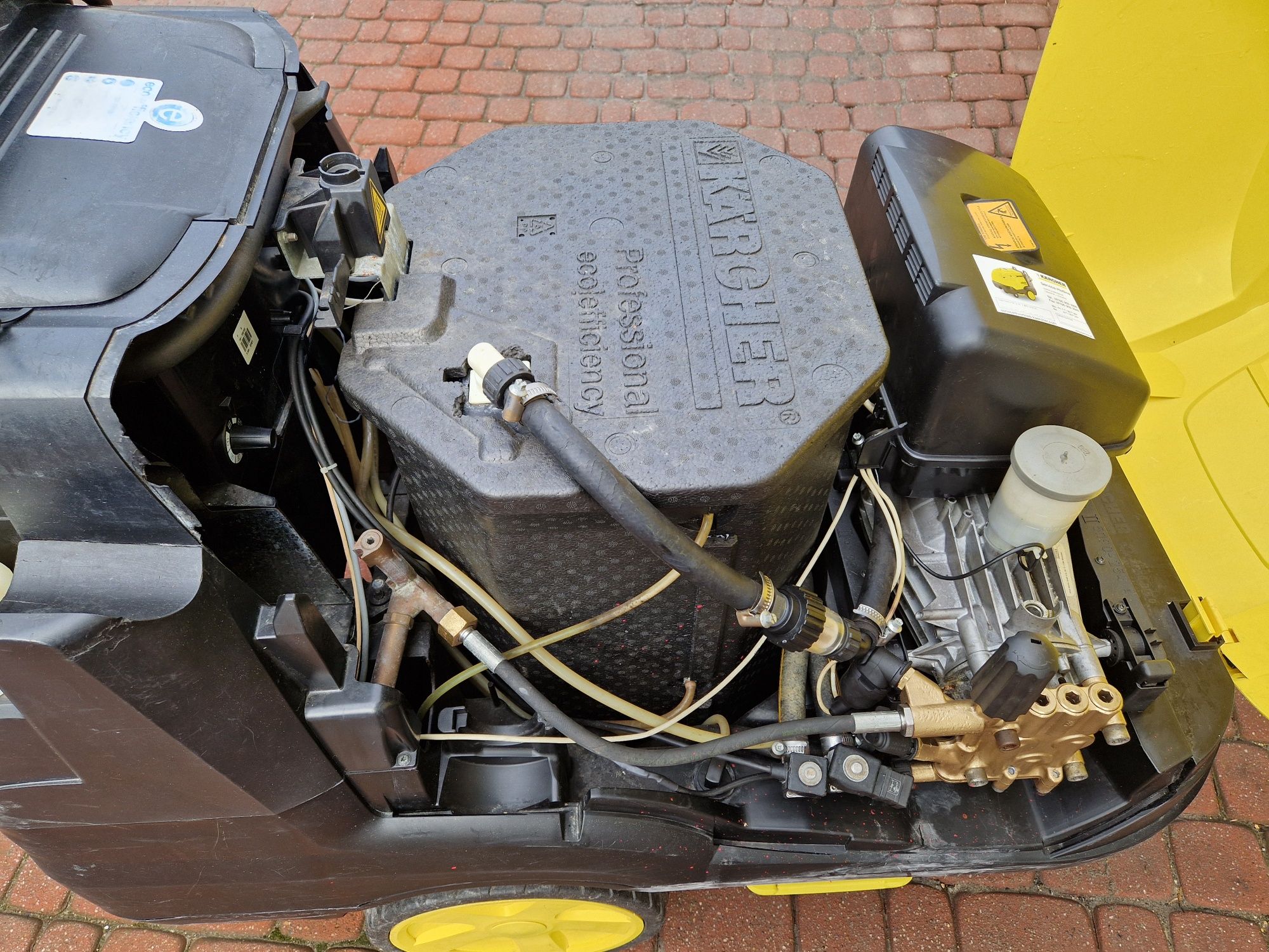 Myjka profesjonalna elektryczna  Karcher E 8/16 4m

Profesjonalna elek