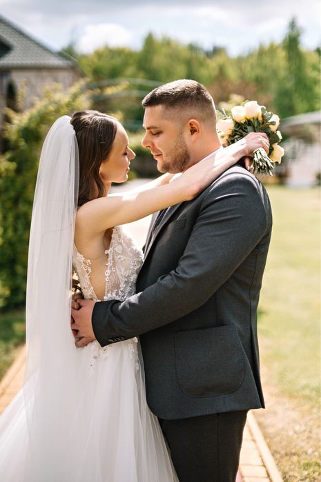 Продам весільну сукню Pollardi (оригінал)