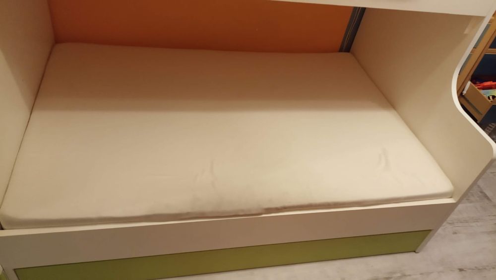 3- osobowe łóżko piętrowe b. sollidne