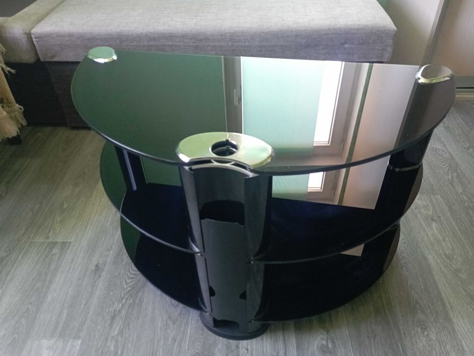 Продам стіл-тумбу під телевізор