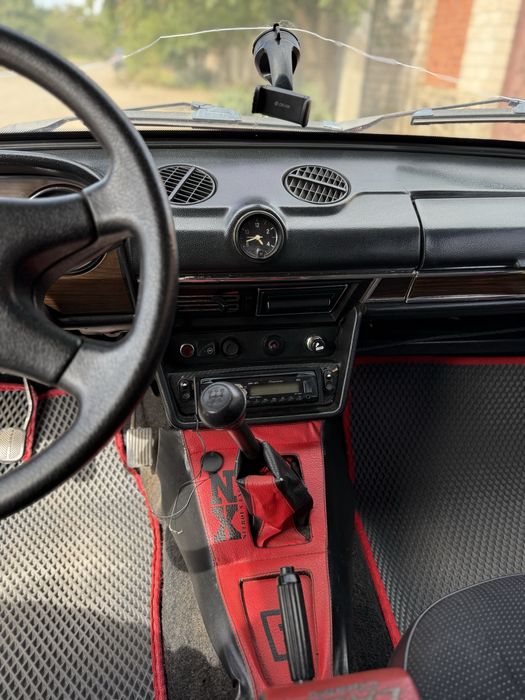 Продам ВАЗ 2106 инжетор