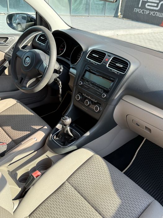 Volkswagen Golf 6, 1,6 бензин, МТ, 2009 р.в.