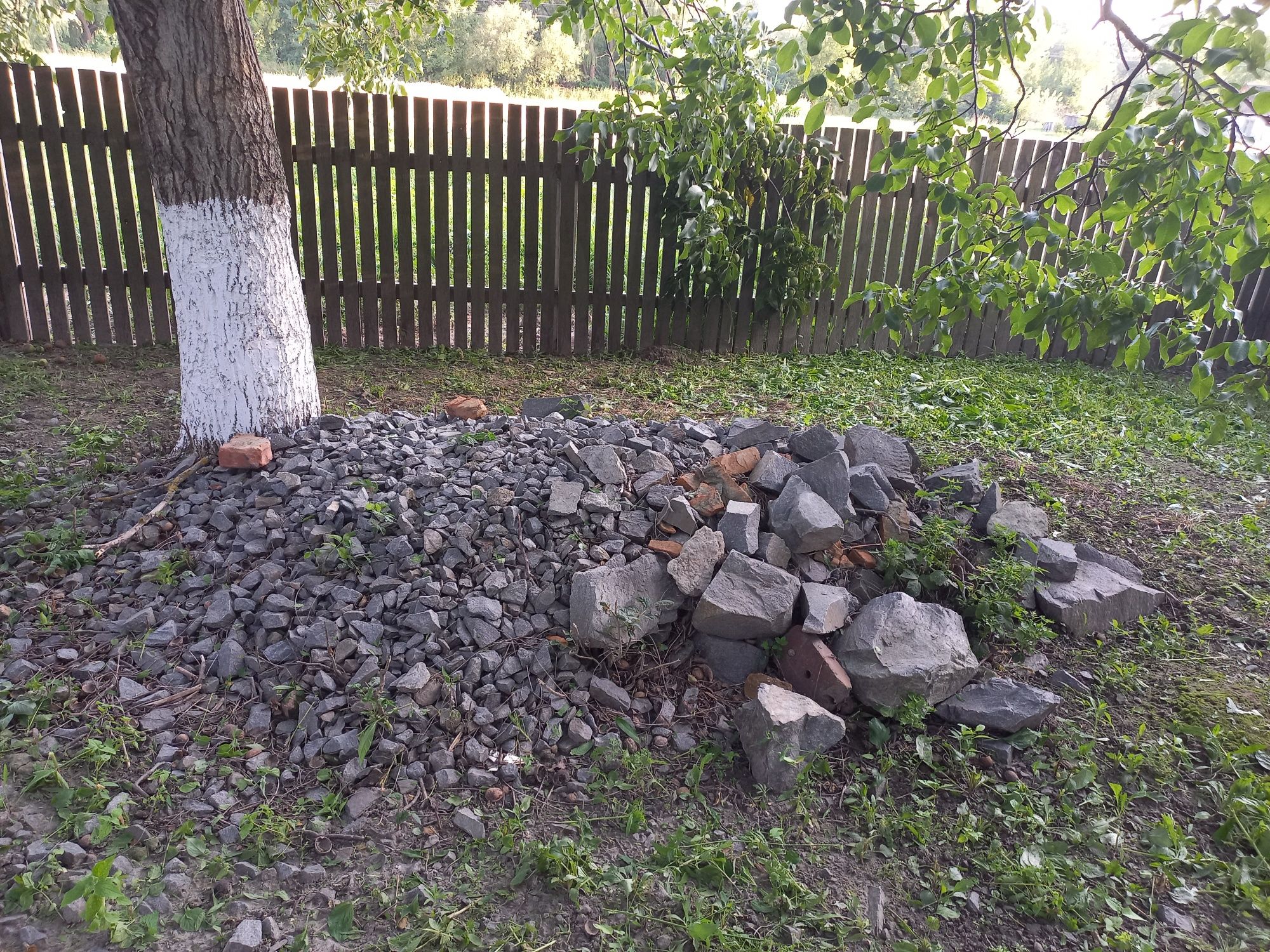 Продам Щебінь (горна маса), камінь