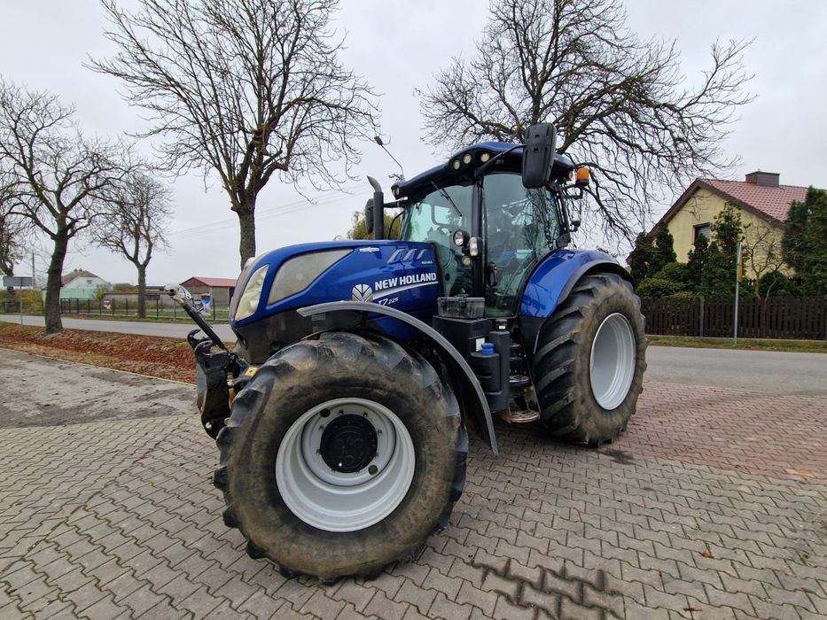 New Holland T7.225  Import Szwajcaria 2016r. TUZ WOM 5220 MTG Pneumatyka