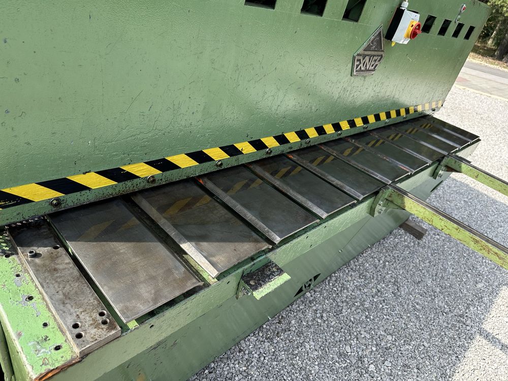 Gilotyna hydrauliczna do blachy 2500/6mm z Niemiec