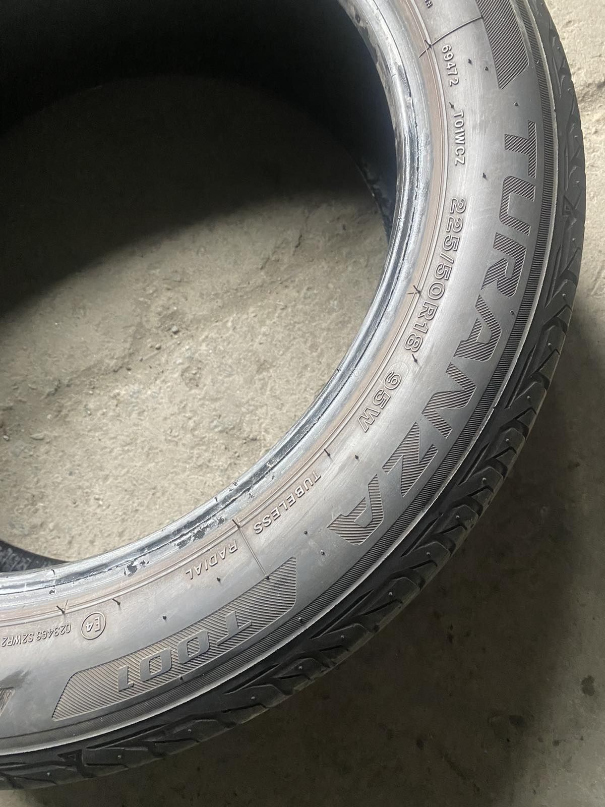 225.50.18 Bridgestone 4шт лето БУ склад шины резина из Европы 50 R18