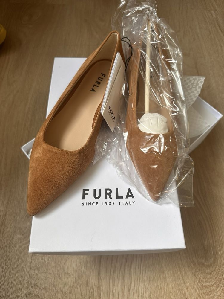 Балєтки Furla