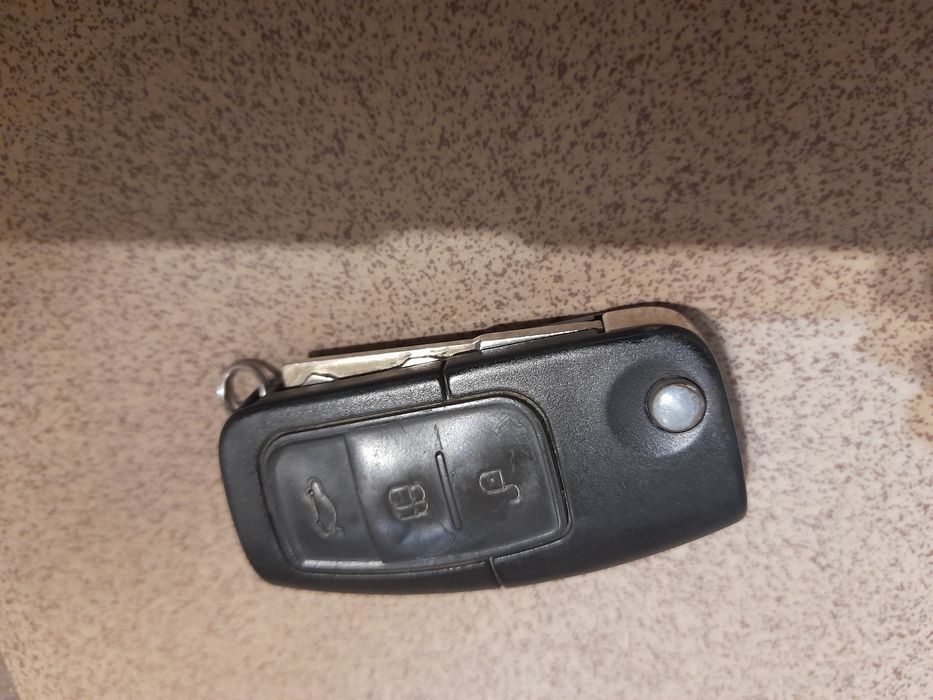Kluczyk do samochodu ford