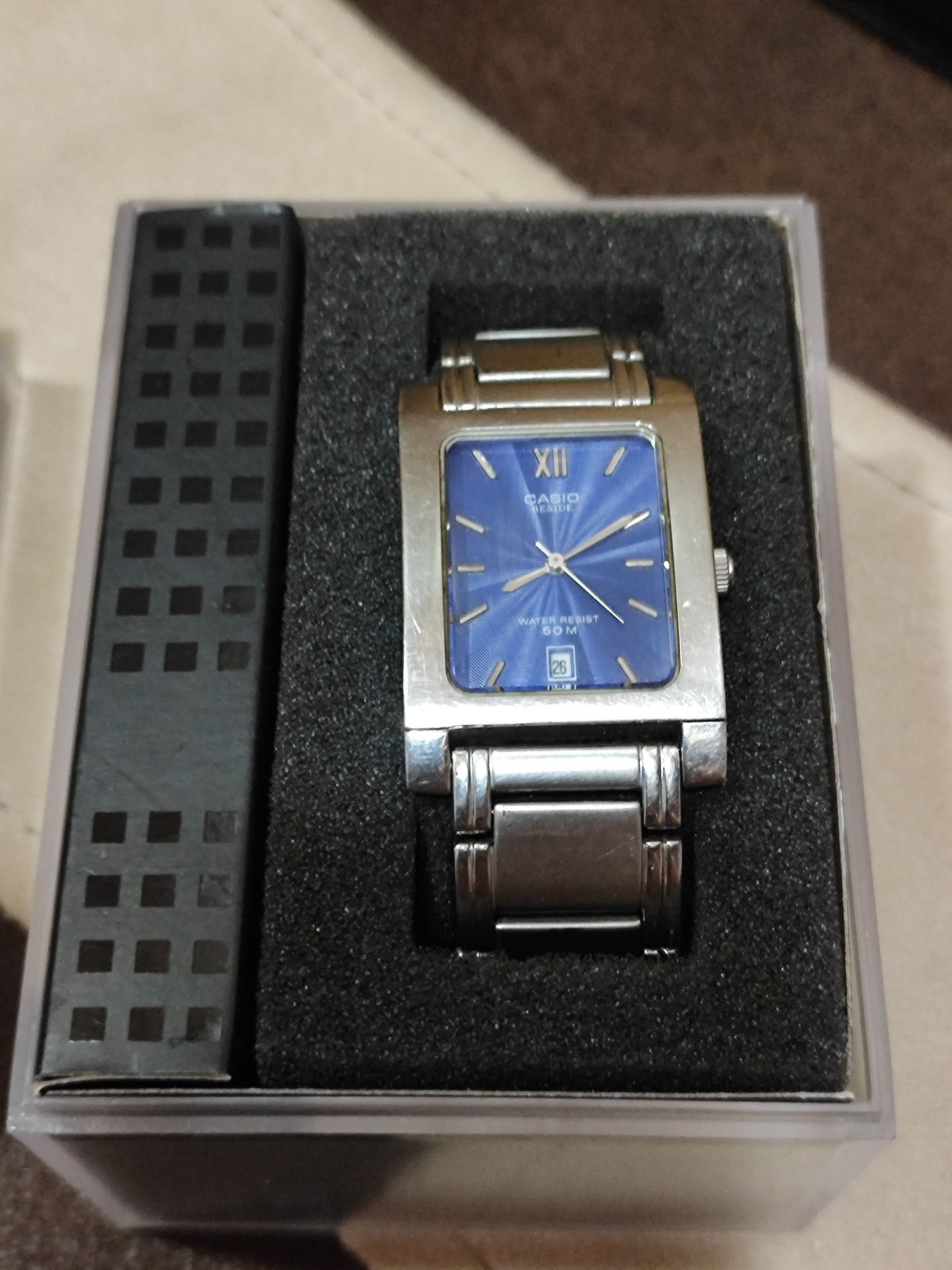 Наручные часы Casio