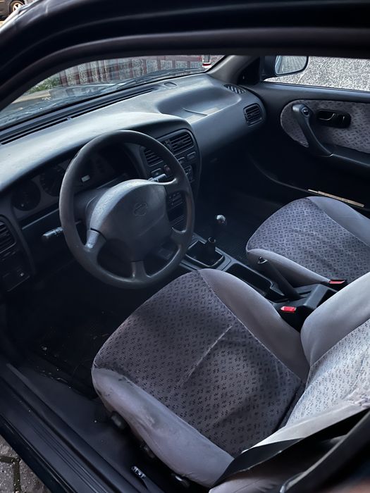 Nissan Primera P10 1.6 16v 102cv injeção