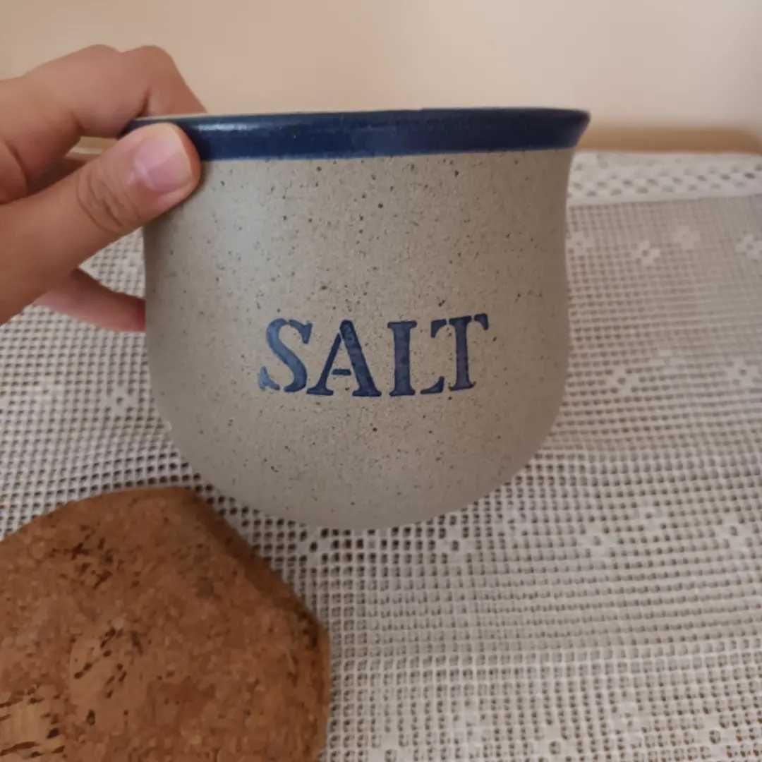 Pojemnik na sól - do zawieszenia SALT