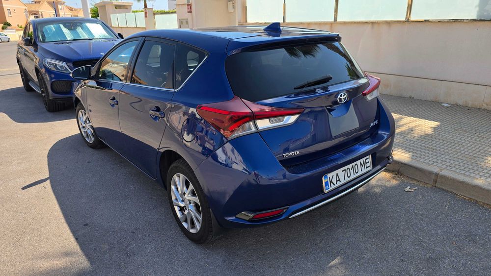 Toyota Auris 2015 в Іспанії