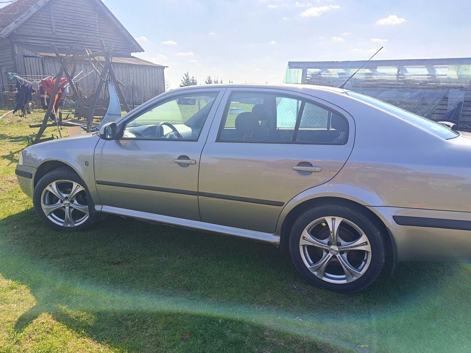 Skoda Octavia TOUR 2010 1.6 MPI BENZ/GAZ