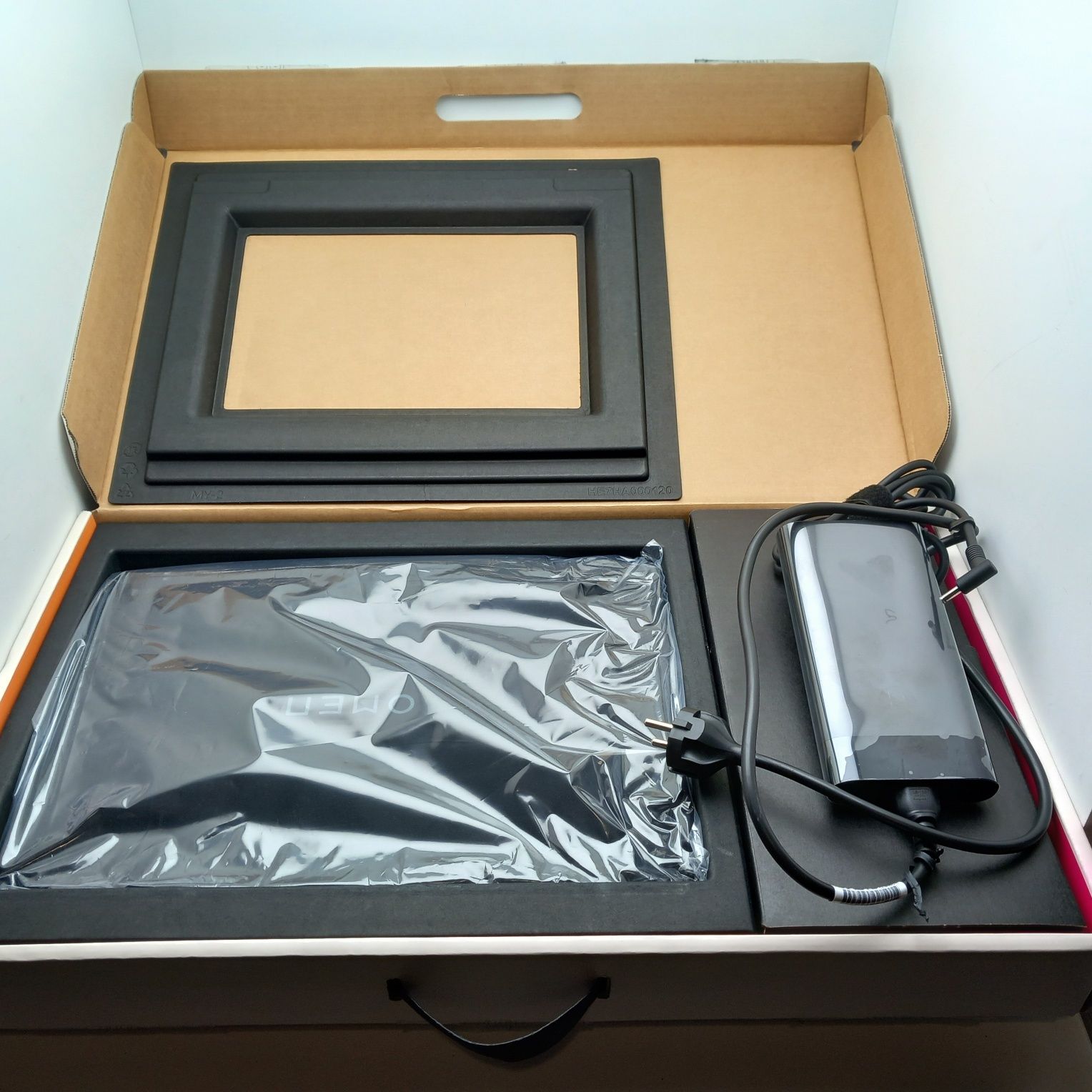 Laptop HP Omen 16-wd0220nw