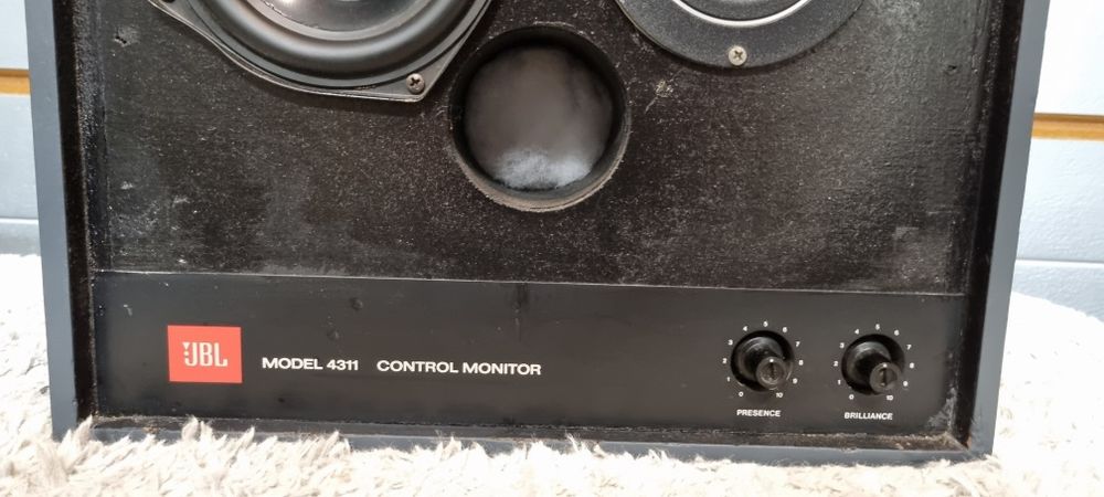 Kolumna JBL 4311WX Control Monitor