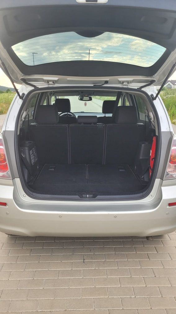 Toyota Corolla Verso 7 osobowa 2007