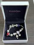 Браслет Pandora оригінальний-все куплялося в офіційному магазині