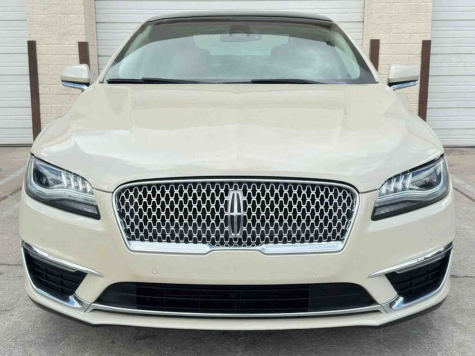 Lincoln MKZ Hybrid Reserve      2018
