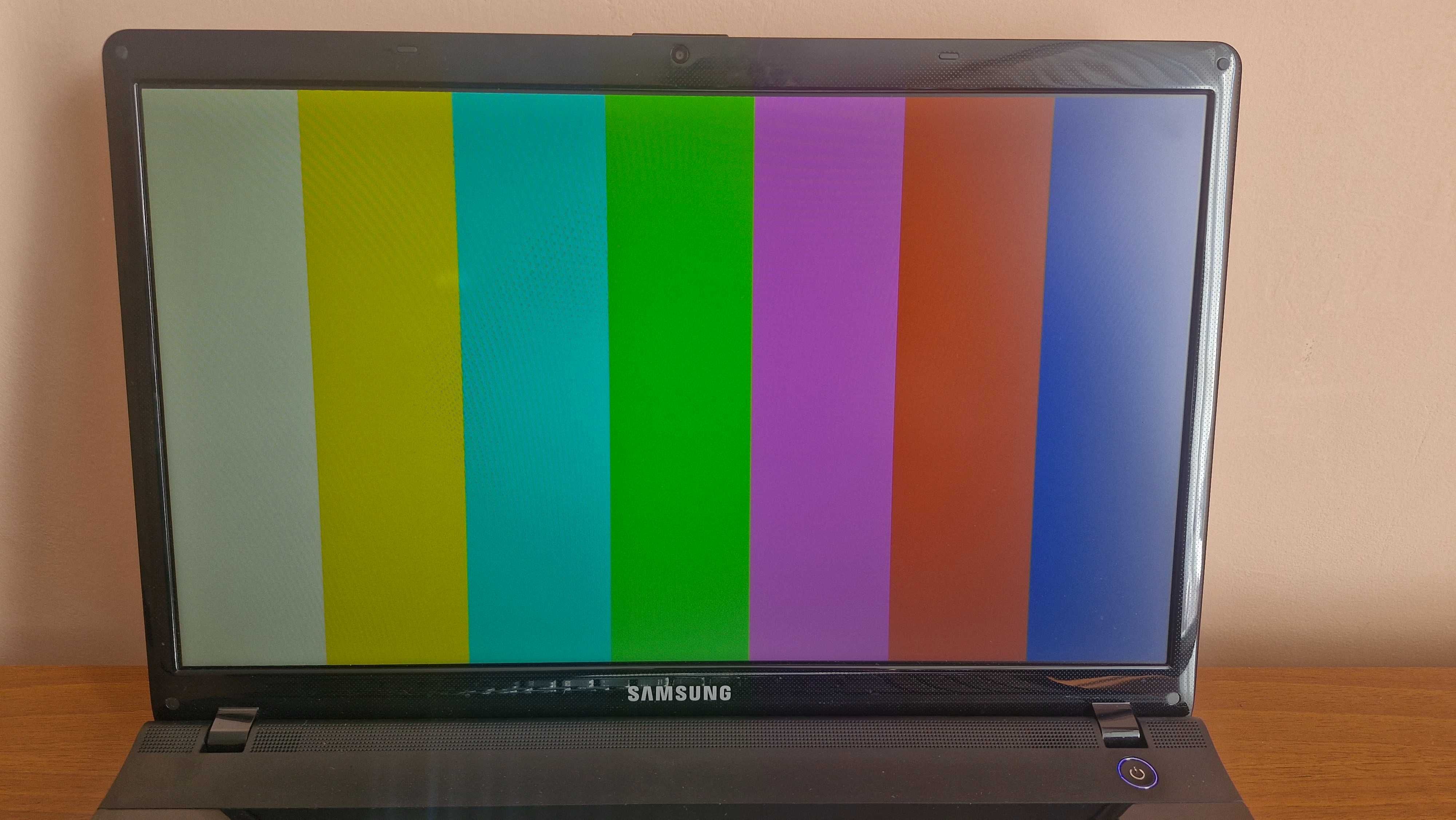 ноутбук Samsung NP300 E7A / "17,3"