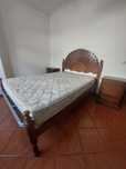 Cama c/ 2 mesinhas de cabeceira