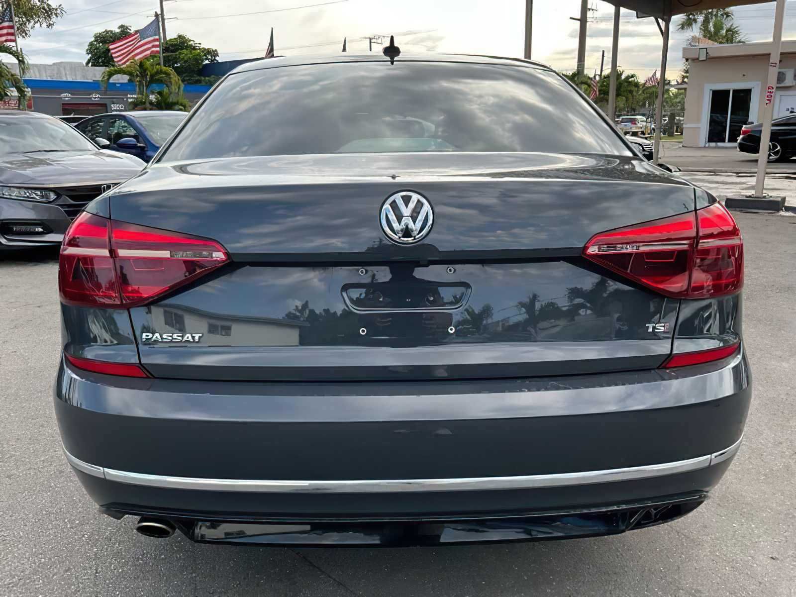 2018 Volkswagen Passat