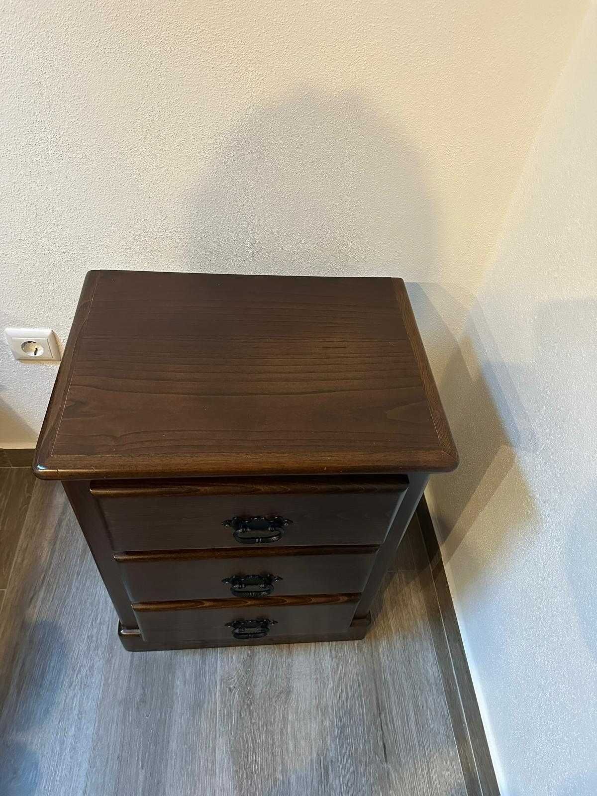 Mesa de Cabeceira