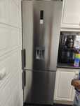 Frigorífico Silver Com dispensador de água
