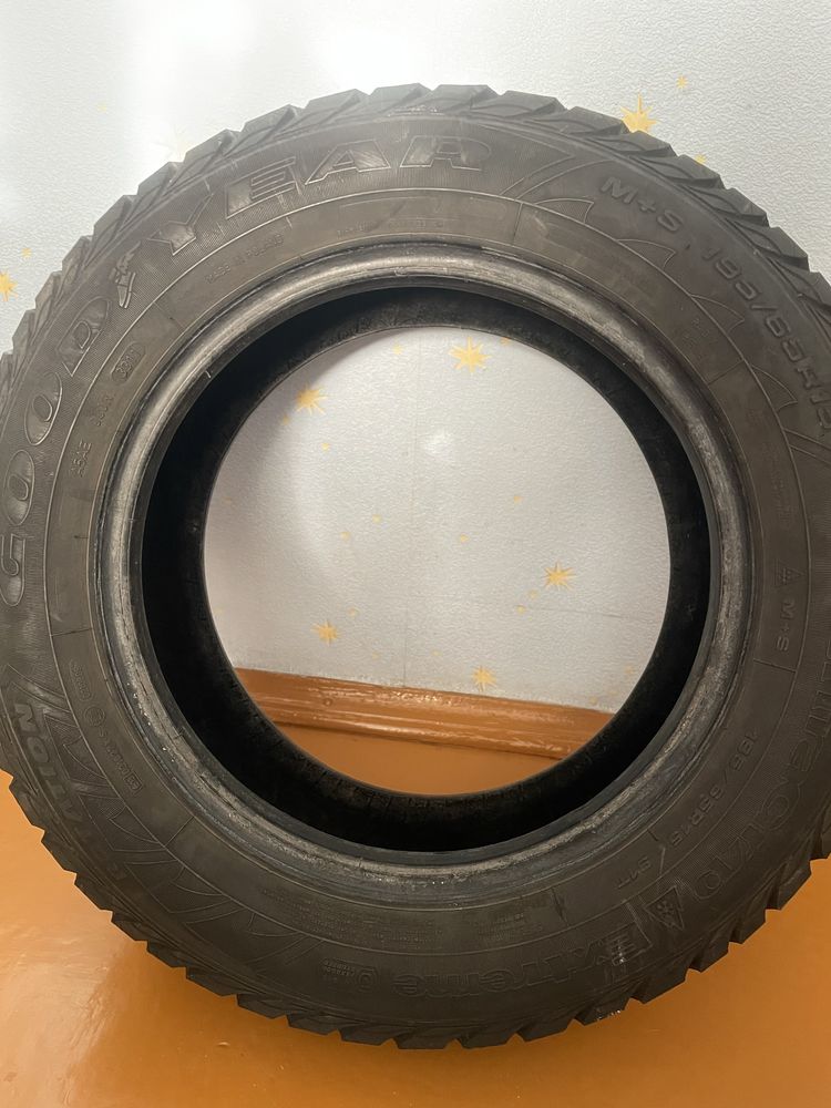 Зимова гума Goodyear зимняя резина  195/65R15