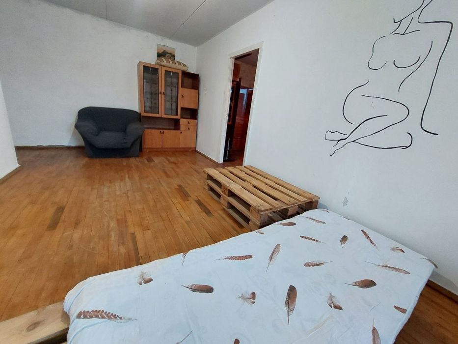 Продажа 3к квартиры,  Янгеля, Независимости