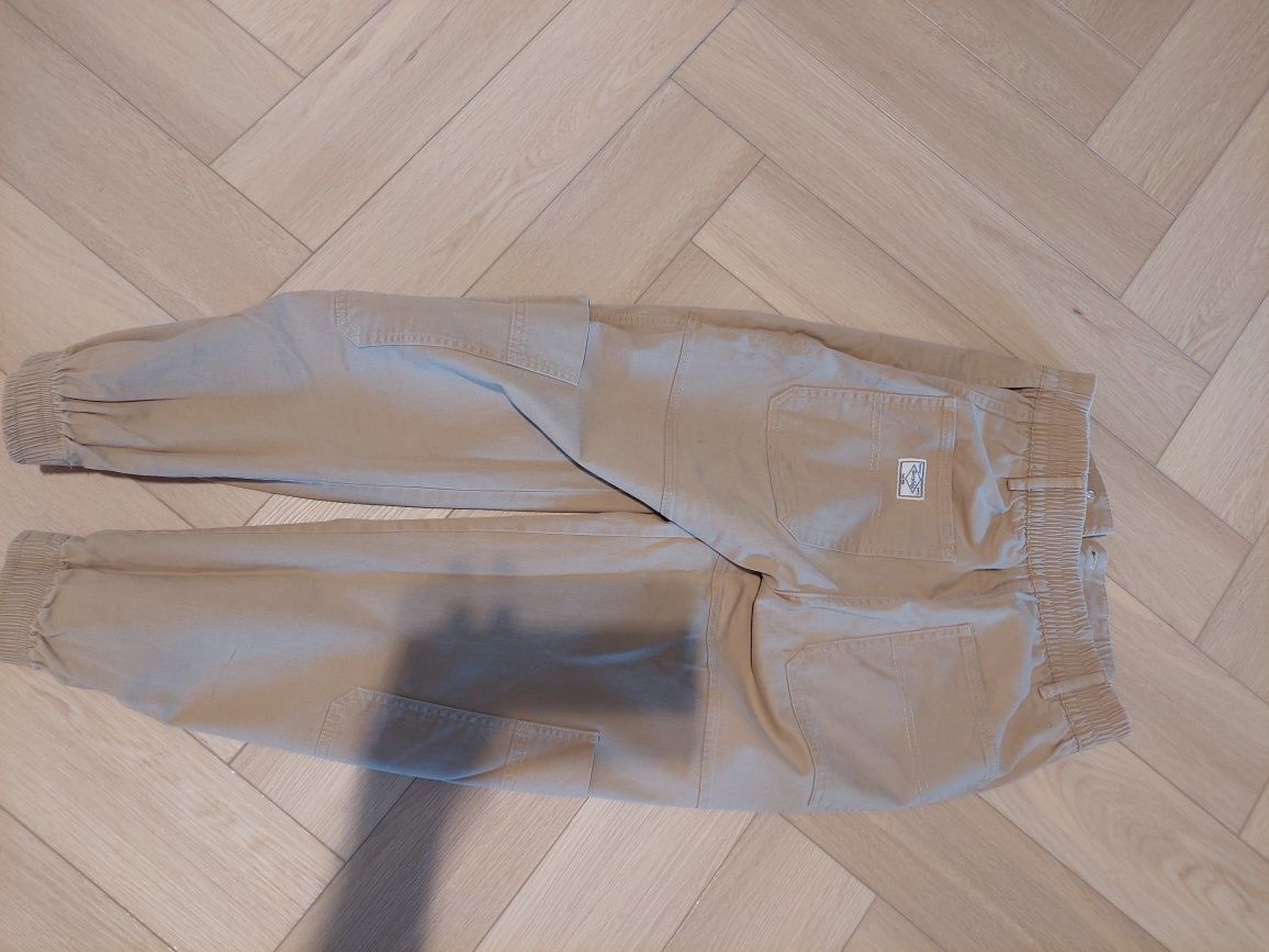 Spodnie cargo bershka rozmiar 38
