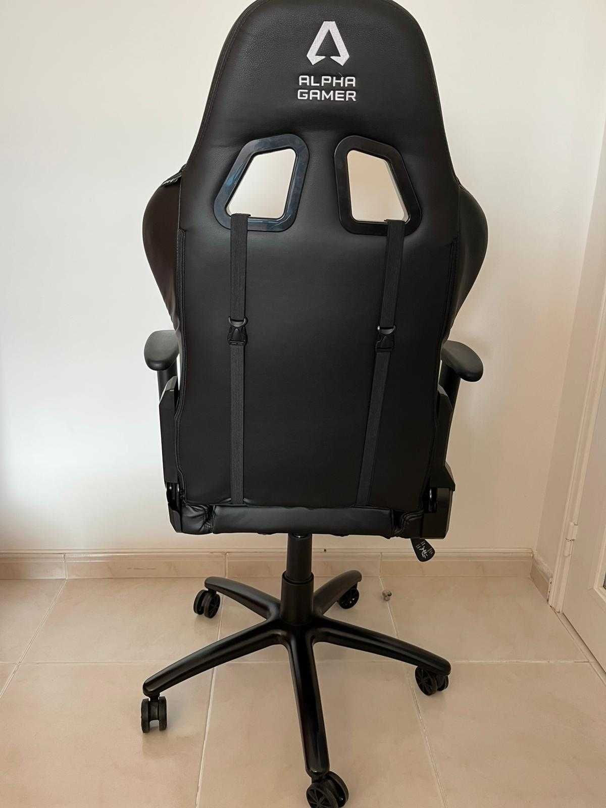 Cadeira Gamer Alpha Gamer Vega – Excelente estado