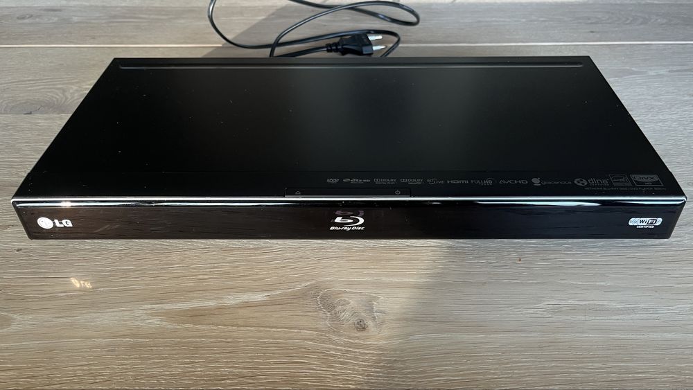 Odtwarzacz Blu-ray LG BD570