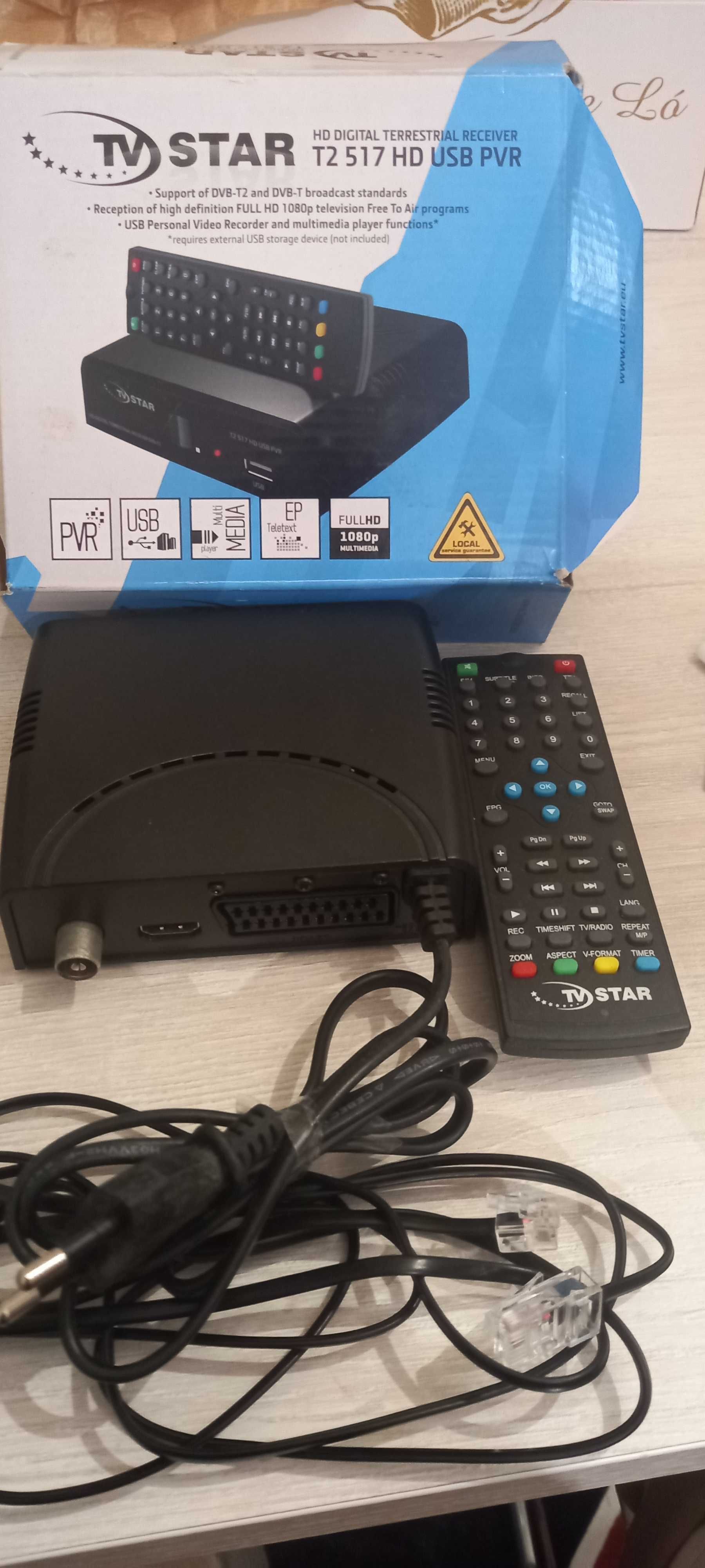 receptores de TV satélite novos comandos + 2 pratos parabólicas