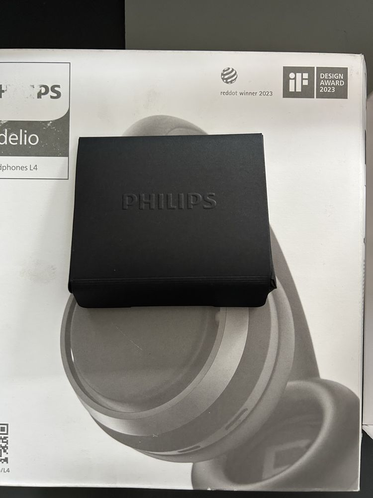 Philips Fidelio Headphones L4