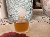 Miniaturka Youth Dew woda perfumowana 3,5 ml