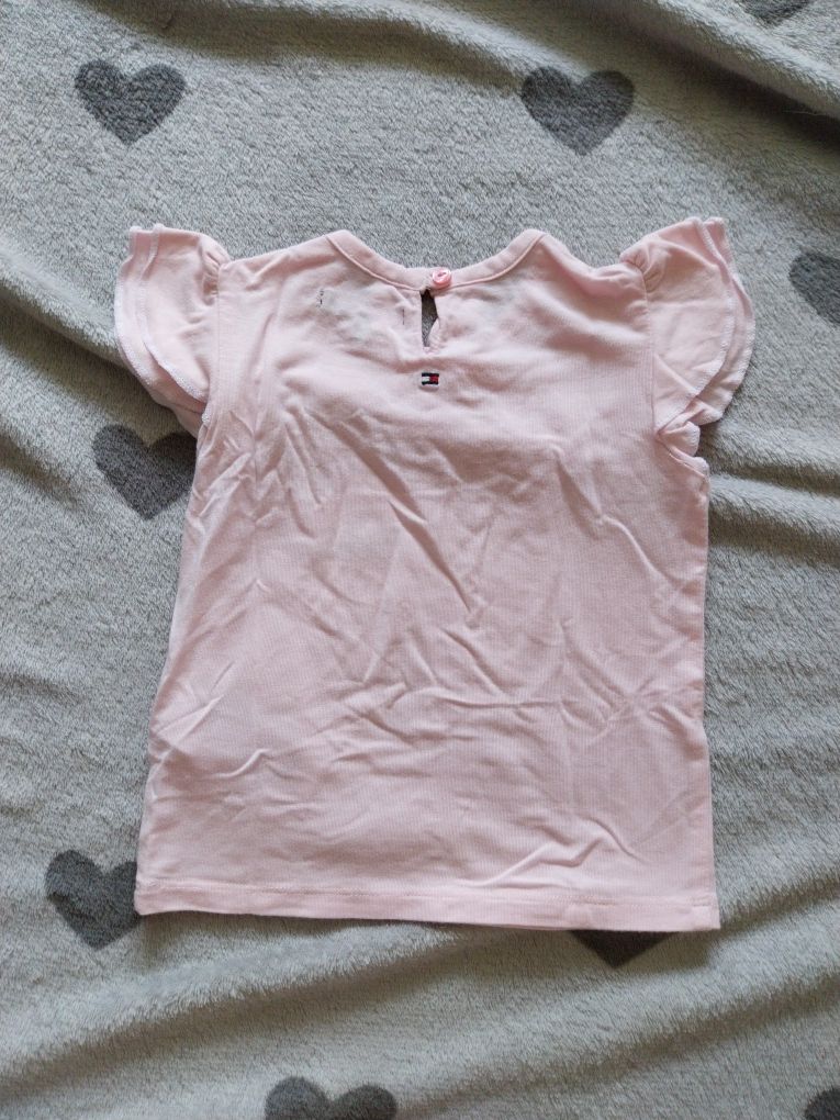 Różowy t-shirt dla dziewczynki Tommy Hilfiger rozmiar 9-12 miesięcy