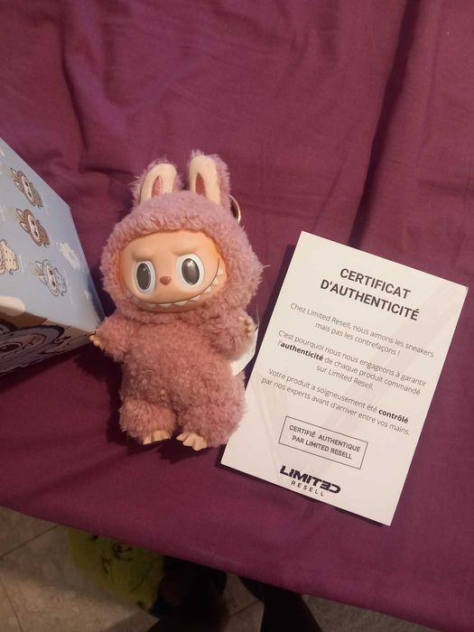 Labubu ORIGINAL da serie exciting macaron Rosa