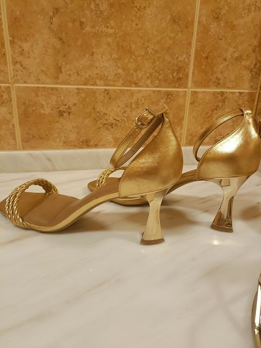 Sandálias de mulher