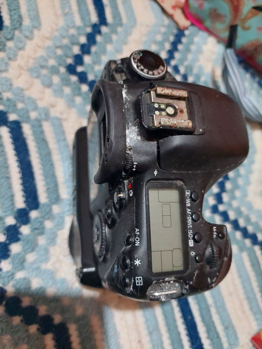 Canon EOS 7D com grip